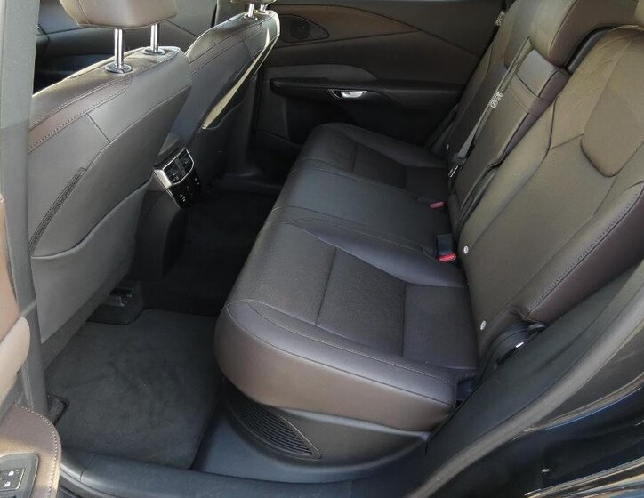 Lexus RX 350h SUV / Terénní 2,5 l 140 kw