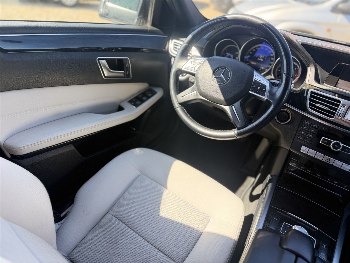 Mercedes-Benz Třídy E Kombi 2,1 l 150 kw