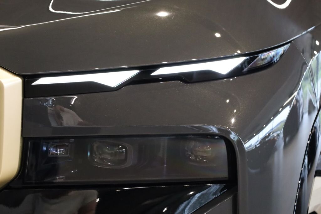 BMW XM SUV / Terénní 4,4 l 480 kw