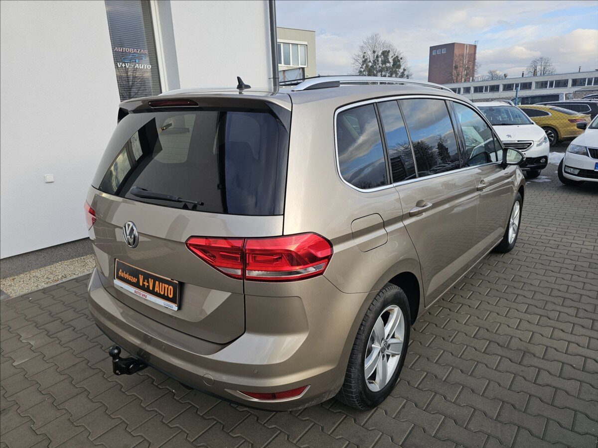 Volkswagen Touran Kombi 1,4 l 110 kw