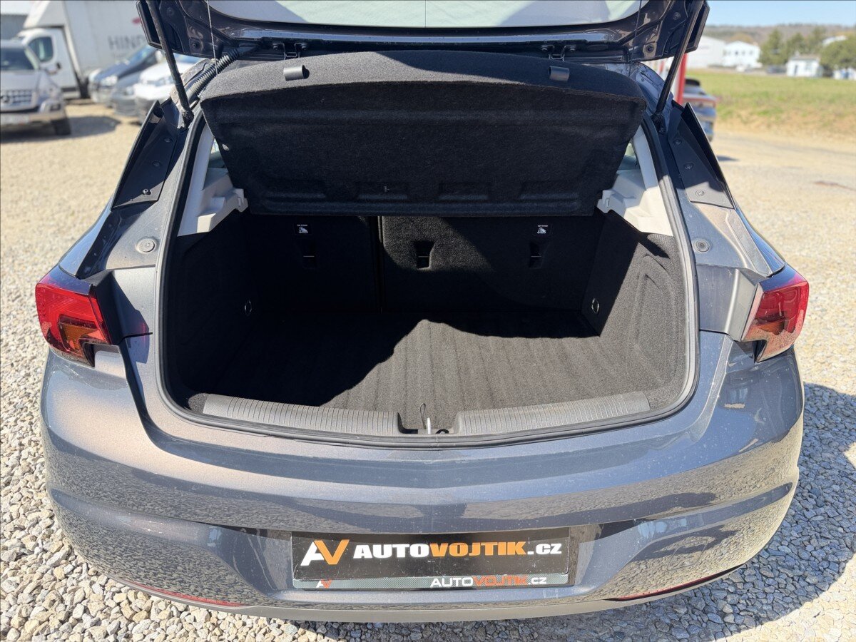 Opel Astra Hatchback 999,0 77 kw