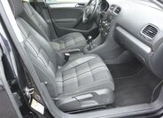 Volkswagen Golf 28