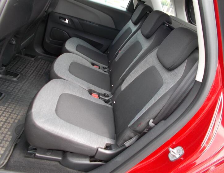 Citroën C4 Picasso 13