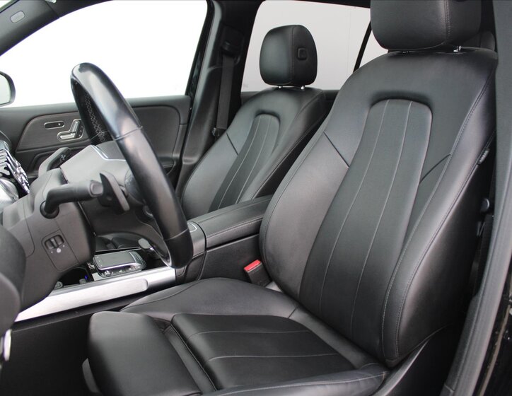 Mercedes-Benz GLB SUV 2,0 l 165 kw