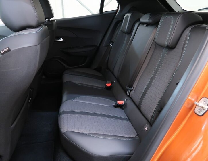 Peugeot 2008 SUV 1,2 l 74 kw