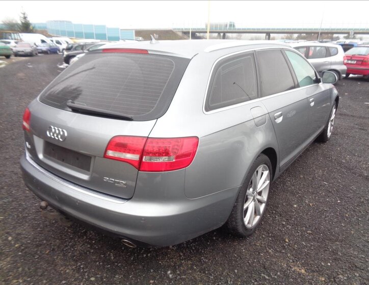 Audi A6 Kombi 3,0 l 176 kw