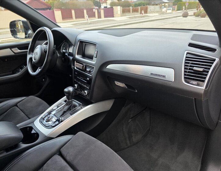 Audi Q5 SUV / Terénní 3,0 l 180 kw