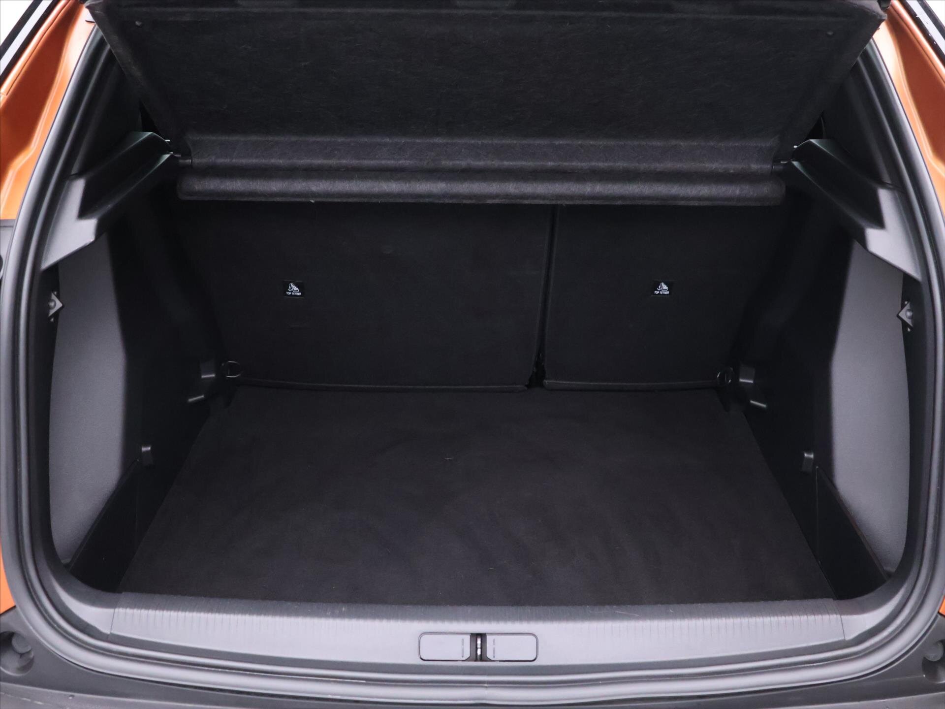 Peugeot 2008 SUV / Terénní 1,2 l 74 kw