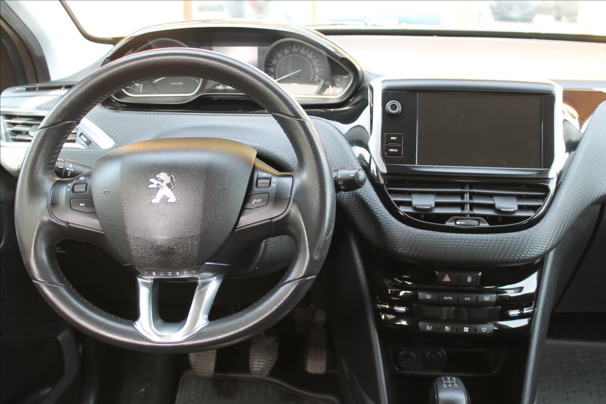 Peugeot 2008 SUV / Terénní 1,2 l 60 kw