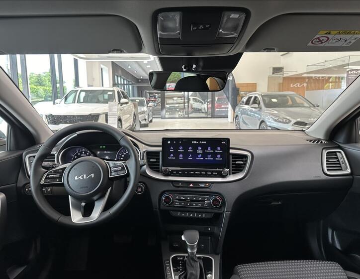 KIA Ceed 14
