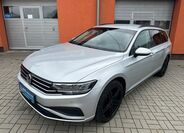 Volkswagen Passat 1
