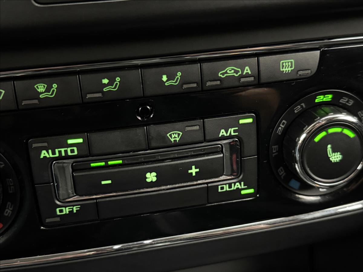 Škoda Superb Kombi 2,0 l 103 kw