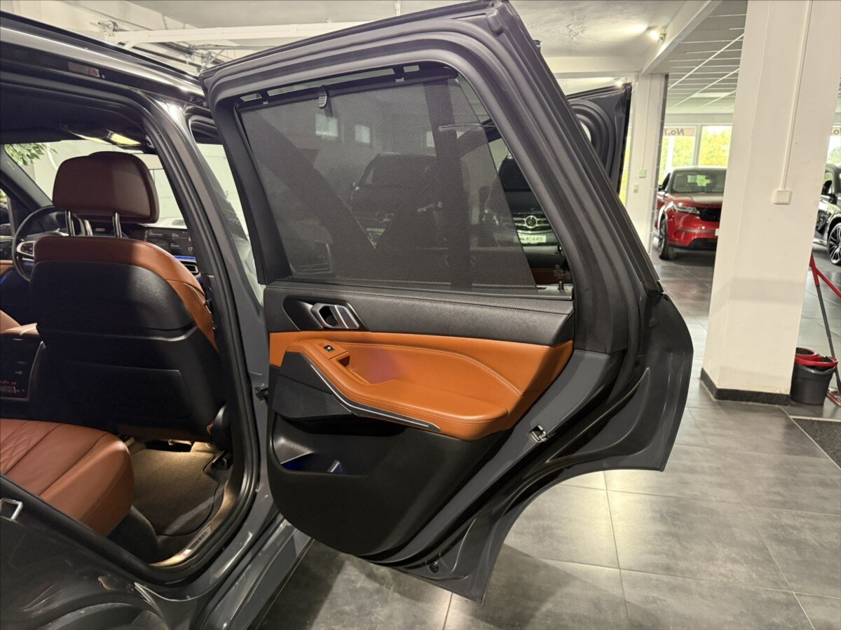 BMW X5 SUV 3,0 l 245 kw