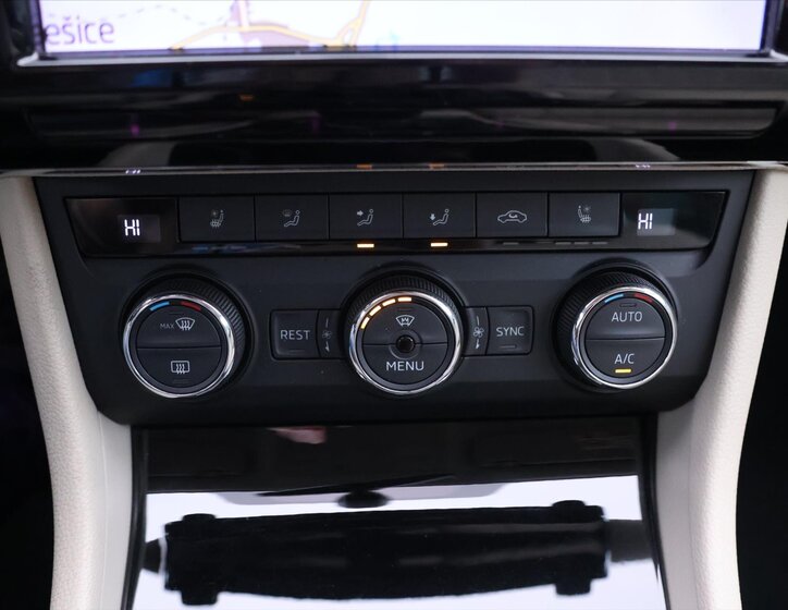 Škoda Superb Liftback 2,0 l 110 kw