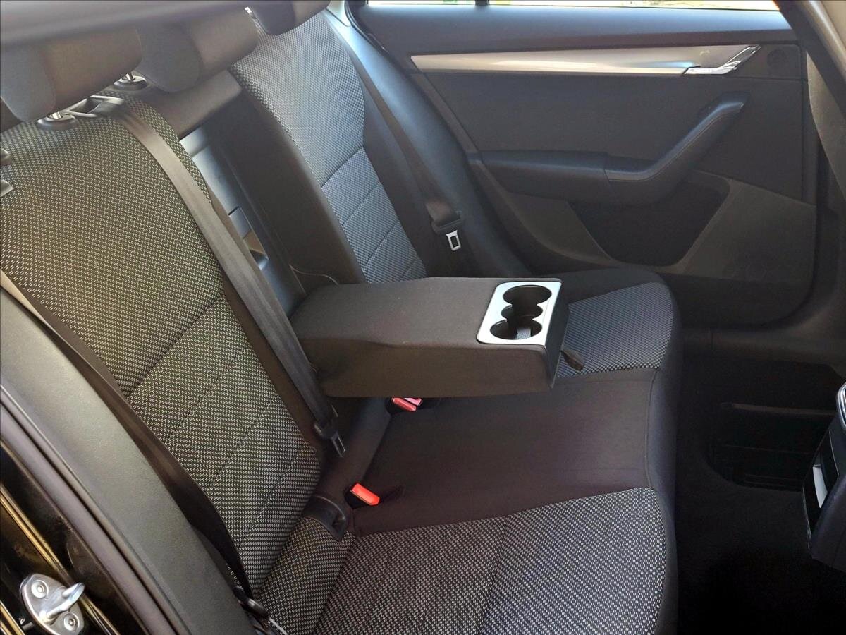 Škoda Octavia Kombi 2,0 l 110 kw