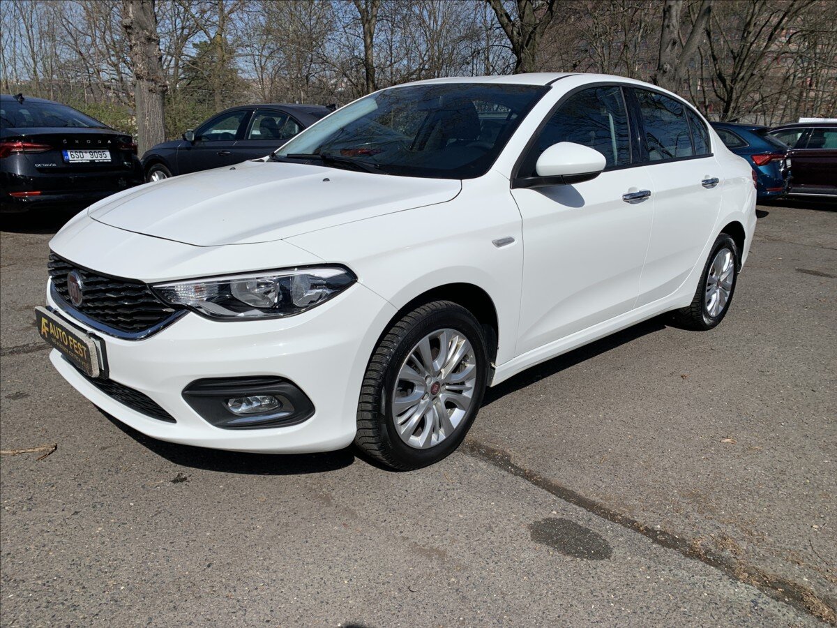 Fiat Tipo Sedan / Limuzína 1,4 l 70 kw