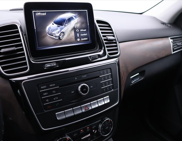 Mercedes-Benz GLE SUV / Terénní 3,0 l 190 kw