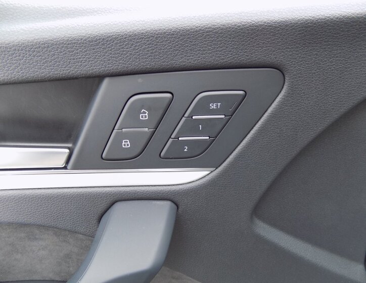 Audi Q5 SUV 2,0 l 140 kw