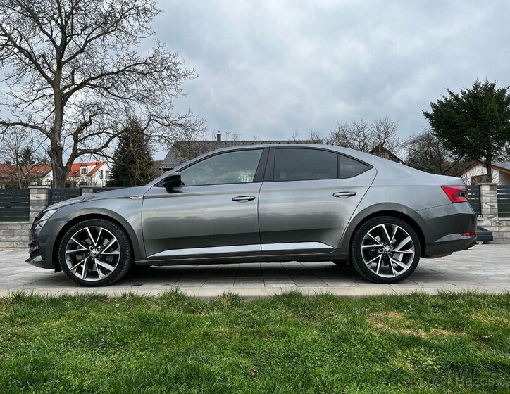 Škoda Superb Sedan / Limuzína 2,0 l 206 kw