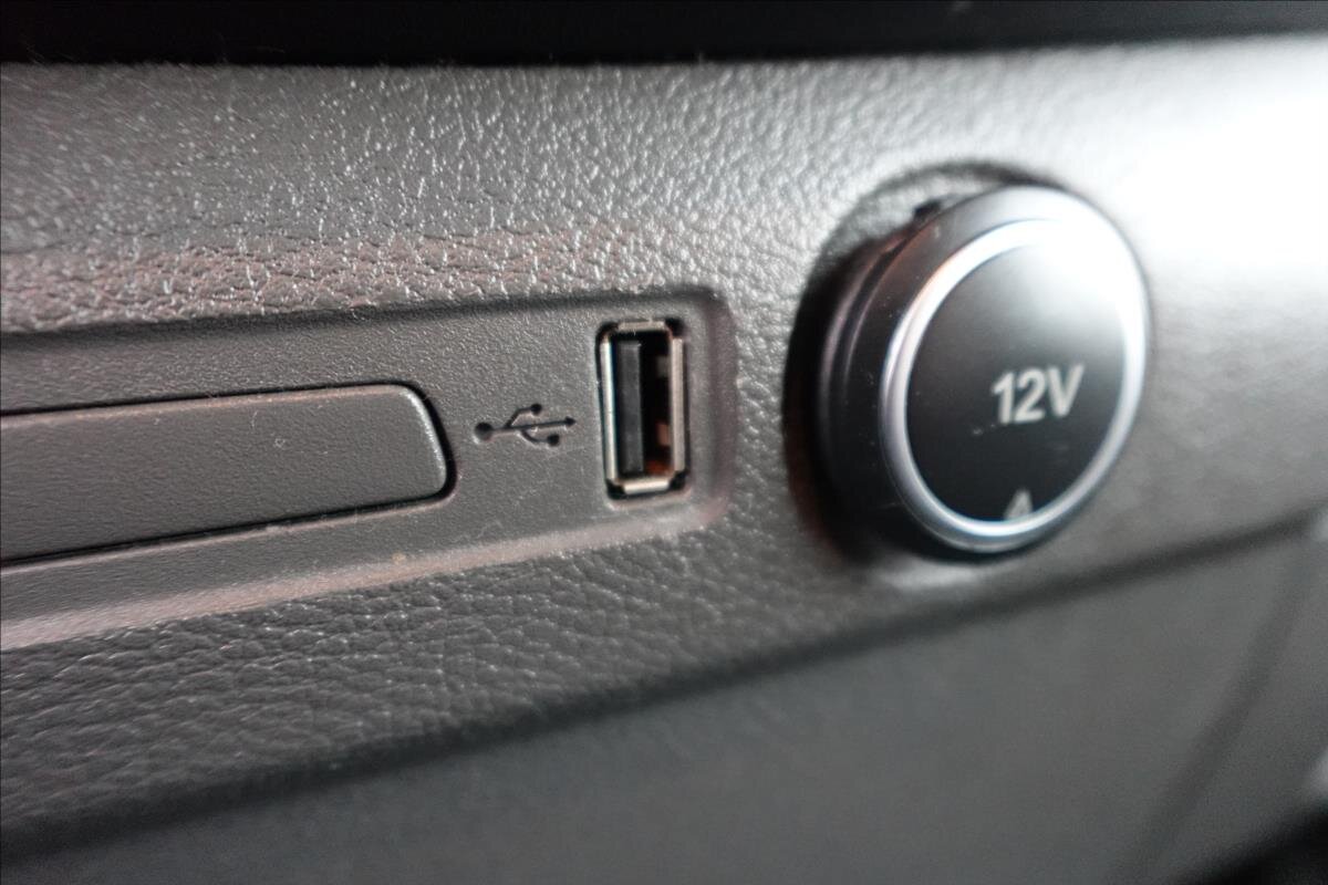 Ford Transit Skříň 2,0 l 96 kw