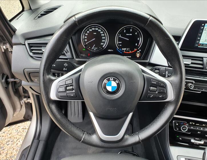 BMW Řada 2 20