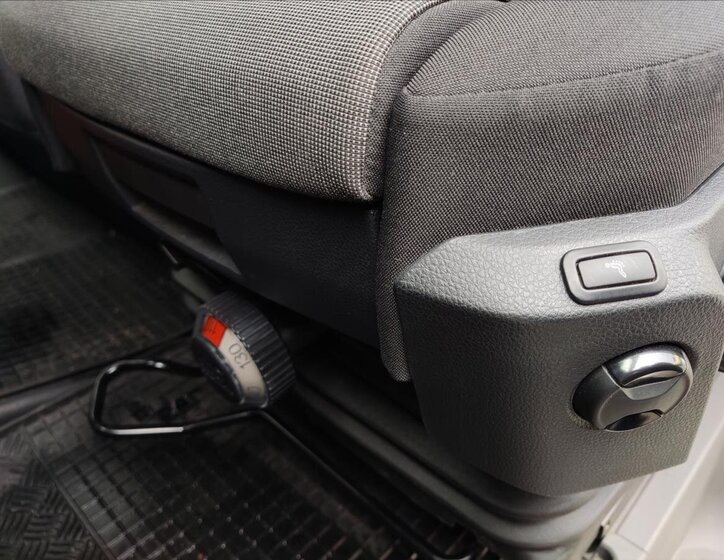 Volkswagen Crafter 13