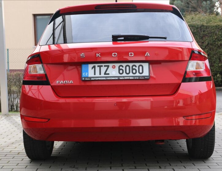 Škoda Fabia Hatchback 999,0 70 kw
