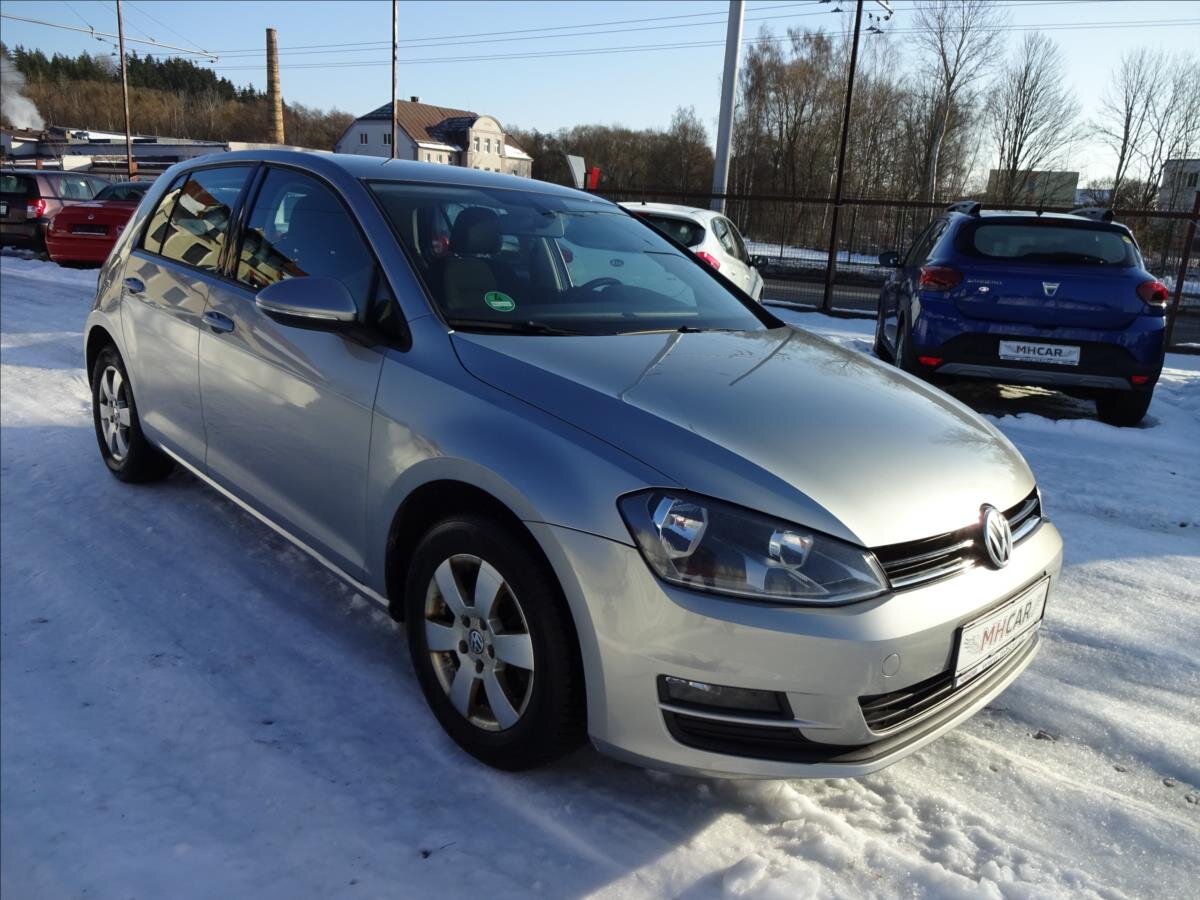 Volkswagen Golf Kombi 1,2 l 77 kw