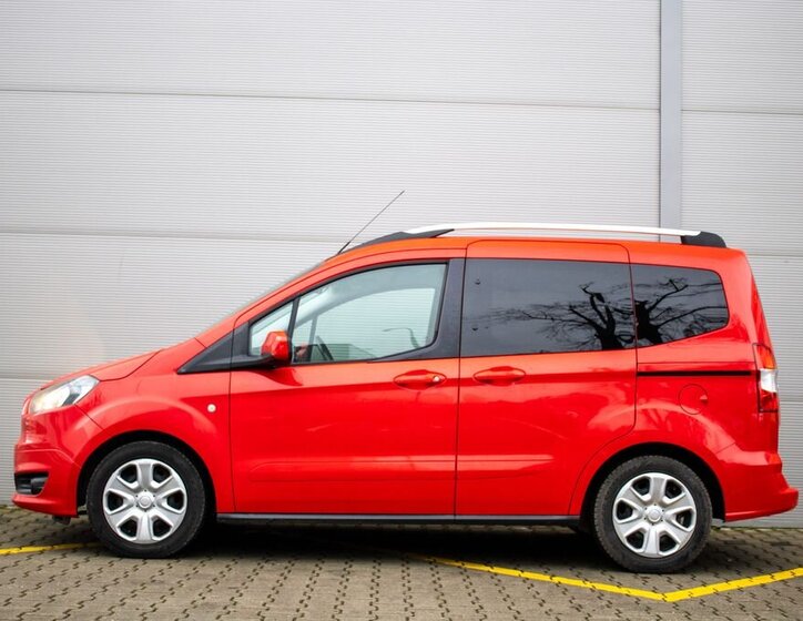 Ford Tourneo Courier MPV 998,0 74 kw