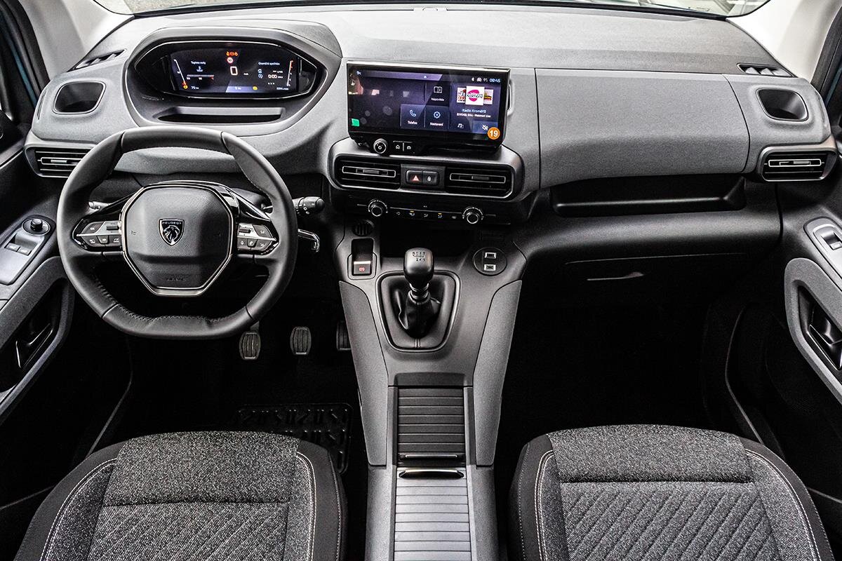 Peugeot Rifter MPV 1,5 l 96 kw