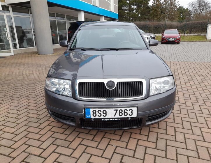Škoda Superb Sedan / Limuzína 1,9 l 74 kw
