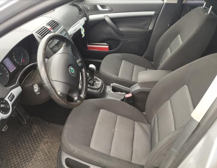 Škoda Octavia Kombi 2,0 l 103 kw