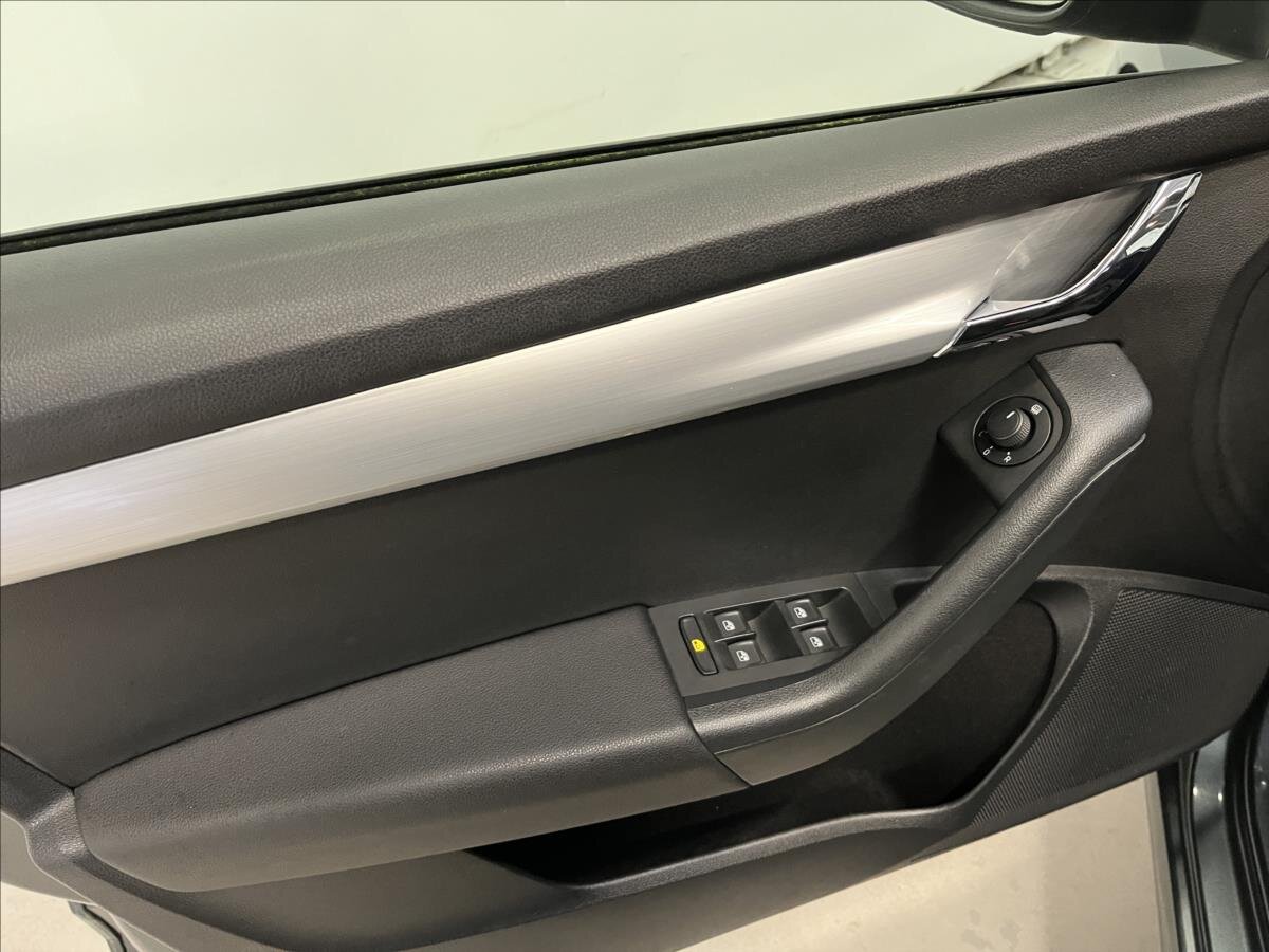 Škoda Octavia Liftback 999,0 85 kw