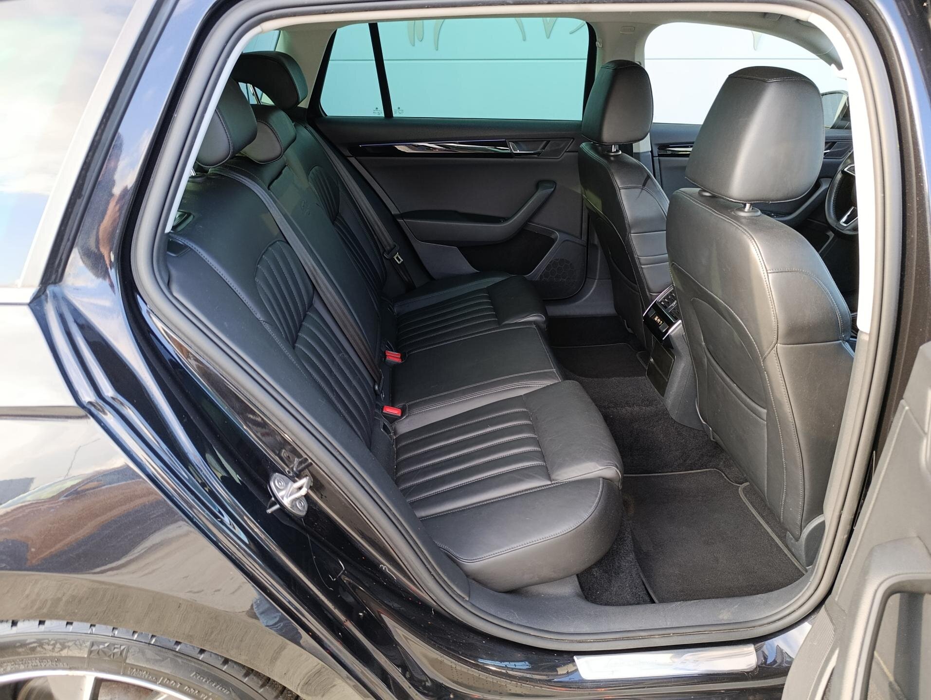 Škoda Superb Kombi 2,0 l 140 kw