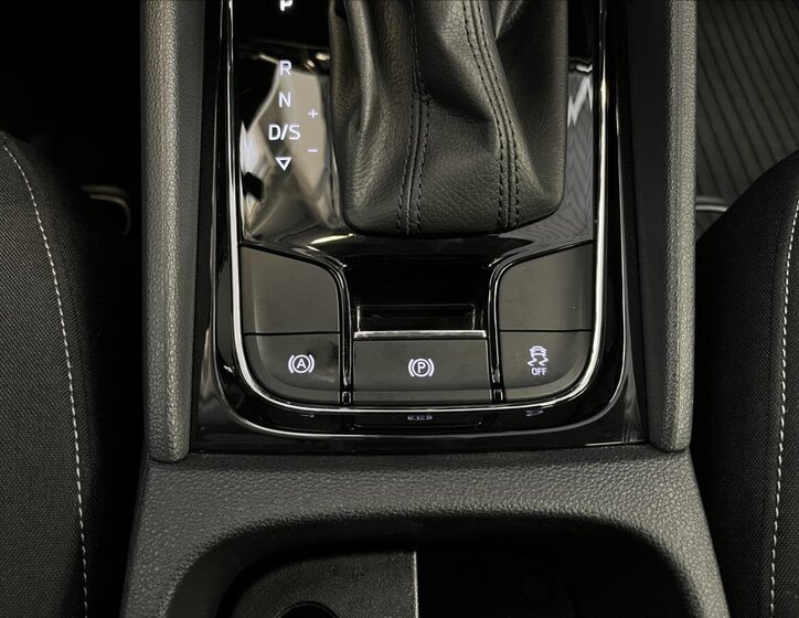 Škoda Karoq 16