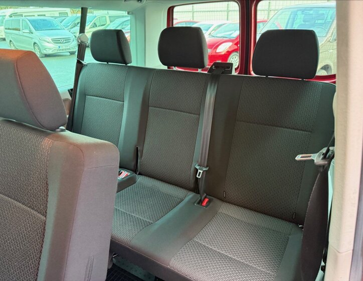 Volkswagen Transporter 24