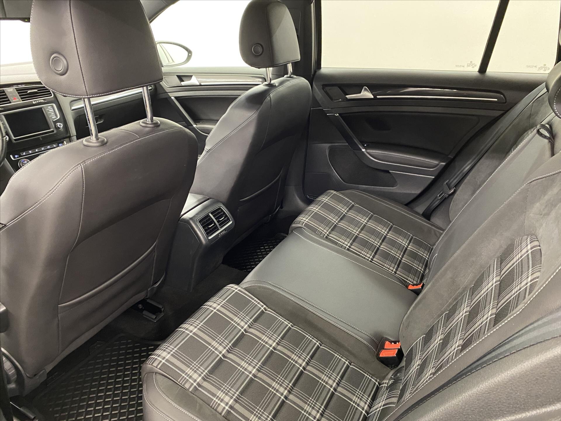 Volkswagen Golf Kombi 2,0 l 135 kw