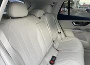 Mercedes-Benz EQE 18