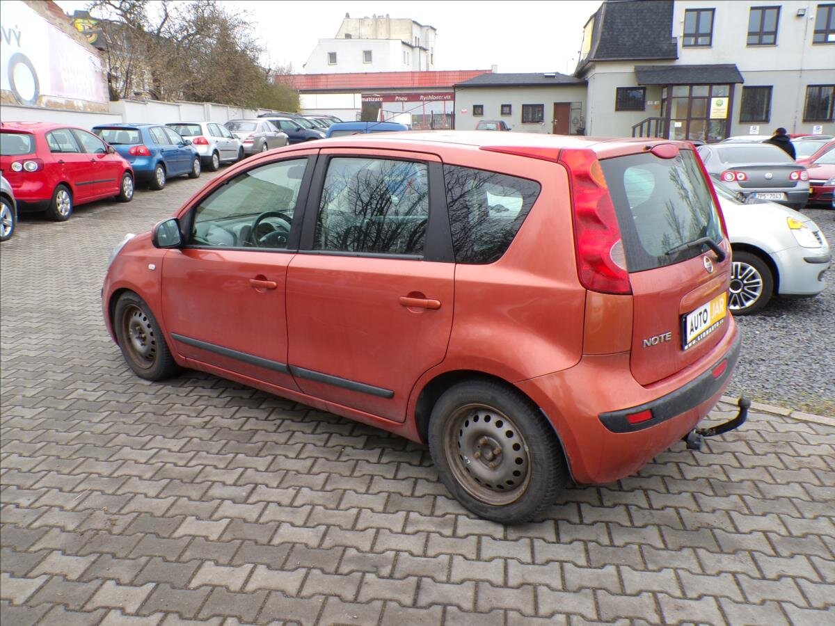 Nissan Note Kombi 1,4 l 65 kw