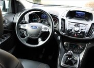 Ford Kuga SUV 1,5 l 110 kw