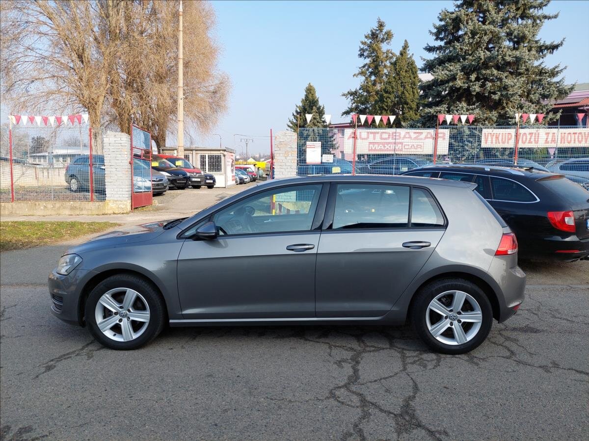 Volkswagen Golf Hatchback 1,2 l 81 kw