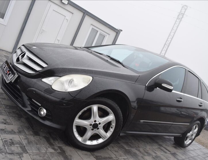 Mercedes-Benz Třídy R Kombi 3,0 l 140 kw