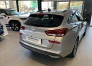 Hyundai i30 Kombi 998,0 73 kw