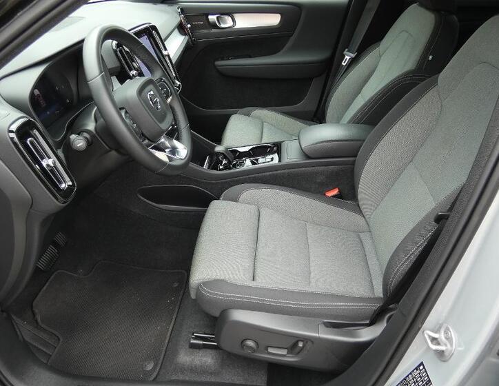 Volvo XC40 18
