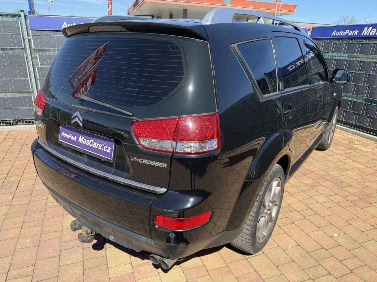 Citroën C-Crosser SUV / Terénní 2,2 l 115 kw