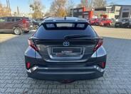 Toyota C-HR 4