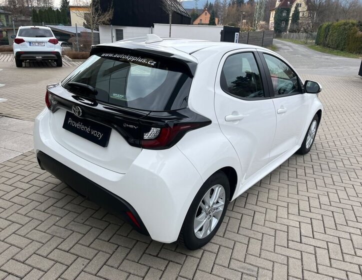 Toyota Yaris Hatchback 1,5 l 68 kw