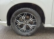 Mitsubishi Outlander Kombi 2,4 l 99 kw