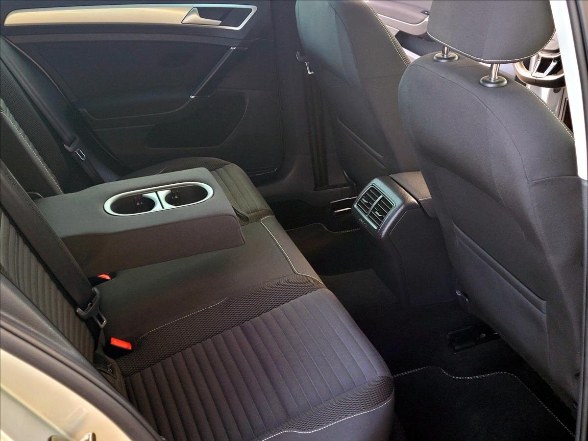 Volkswagen Golf Kombi 1,4 l 90 kw