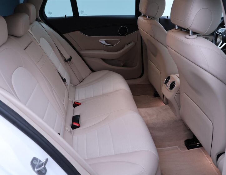 Mercedes-Benz Třídy C 15